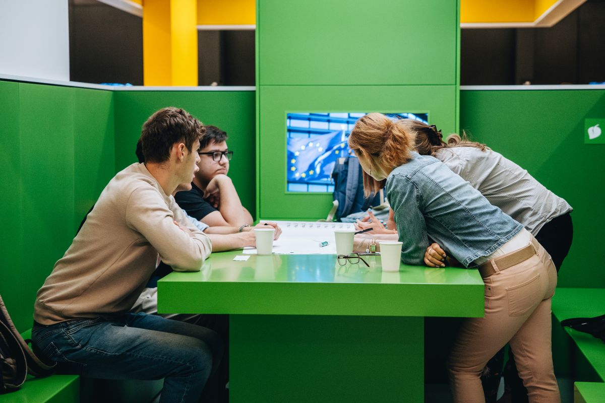 Ifjúsági Klímavédelmi Alap, Bloomberg, ötletfejlesztő workshop