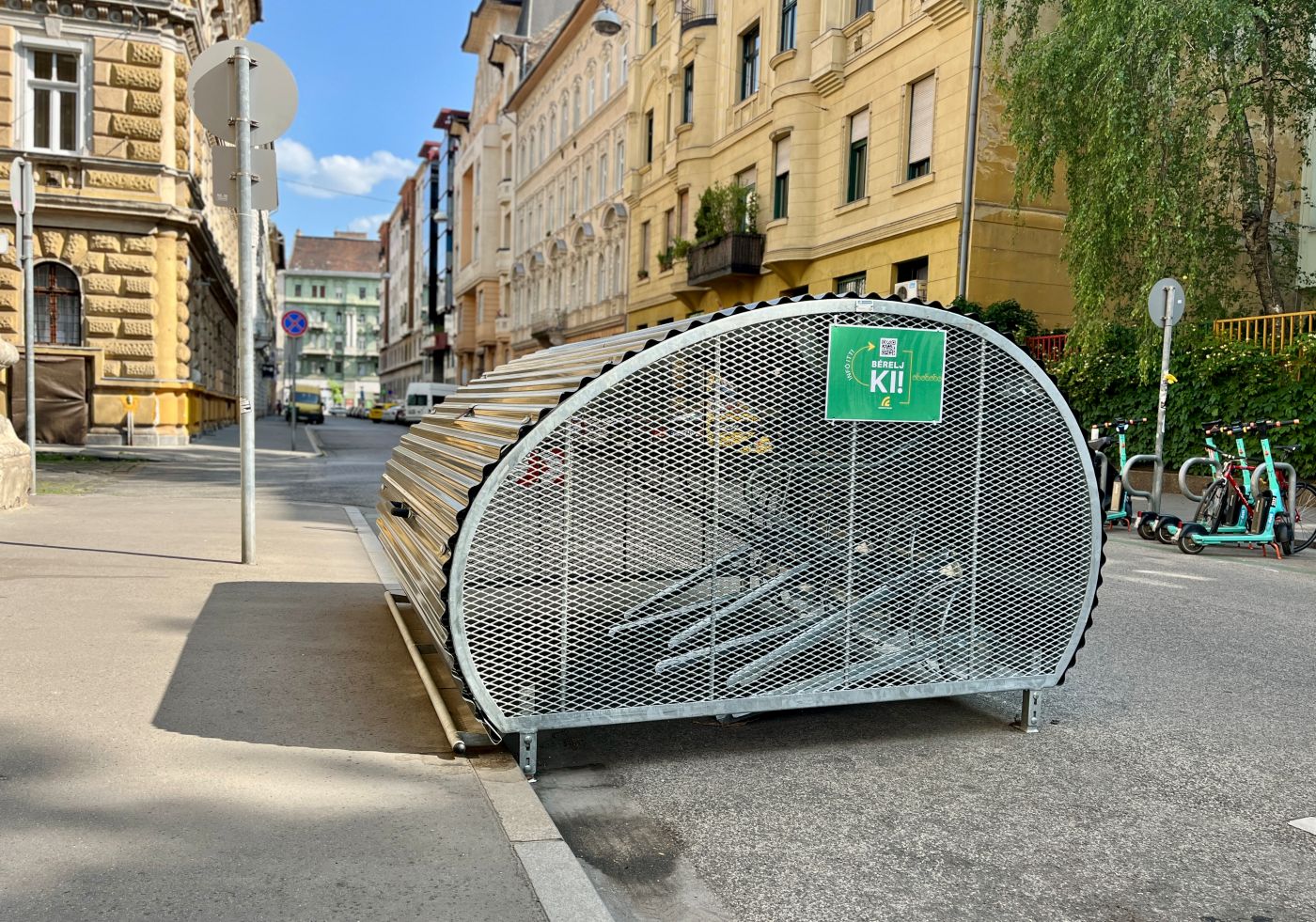 Fedett kerékpártároló, közösségi költségvetés, Alsó erdősor