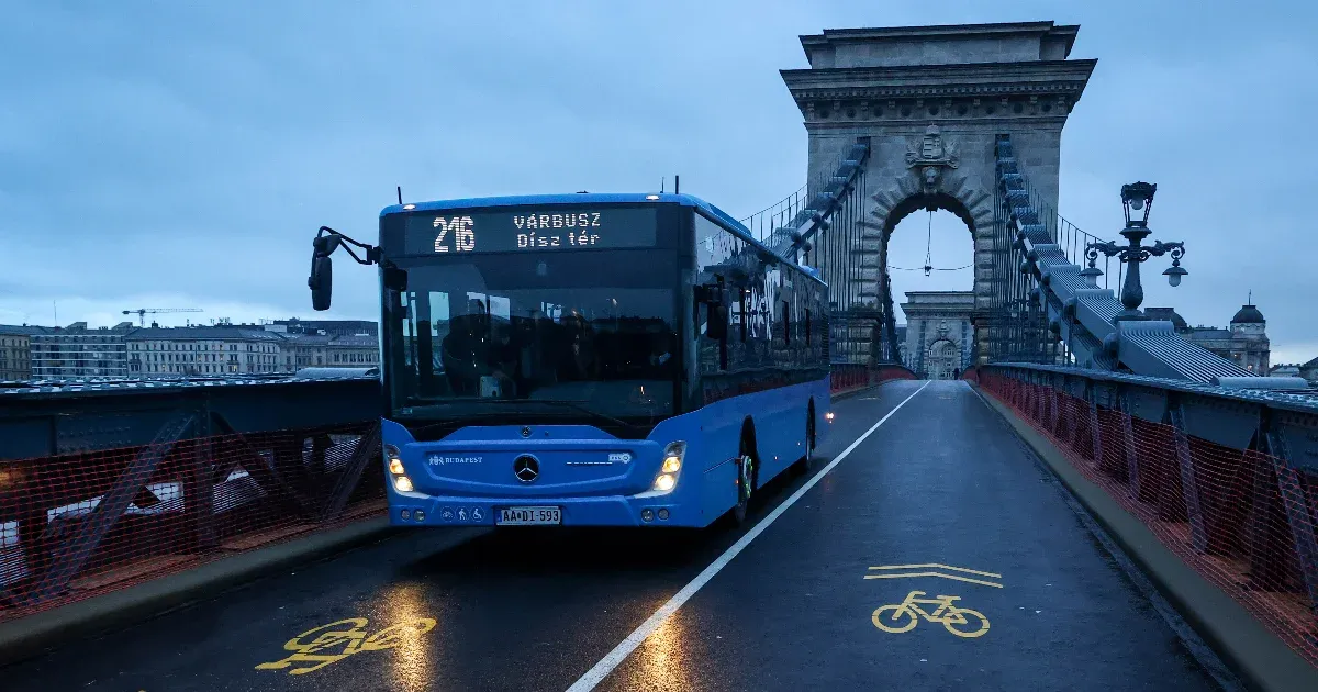 Vitézy: Helyes, hogy a Lánchíd nem az autóké, de ne legyen csak kihasználatlan buszsáv