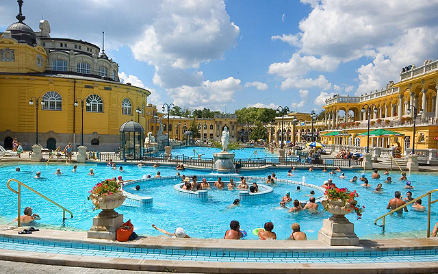 The Széchenyi Thermal Bath